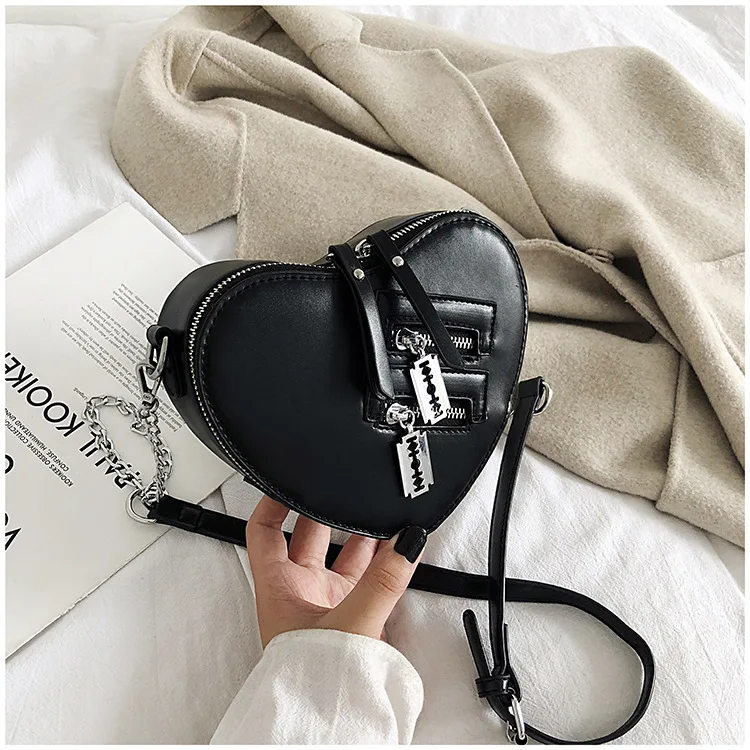 

Fashion Red Love Heart Shape Shoulder Bag Women Purses And Handbag Women Chain Crossbody Bag Ladies Purse And Clutch Bag