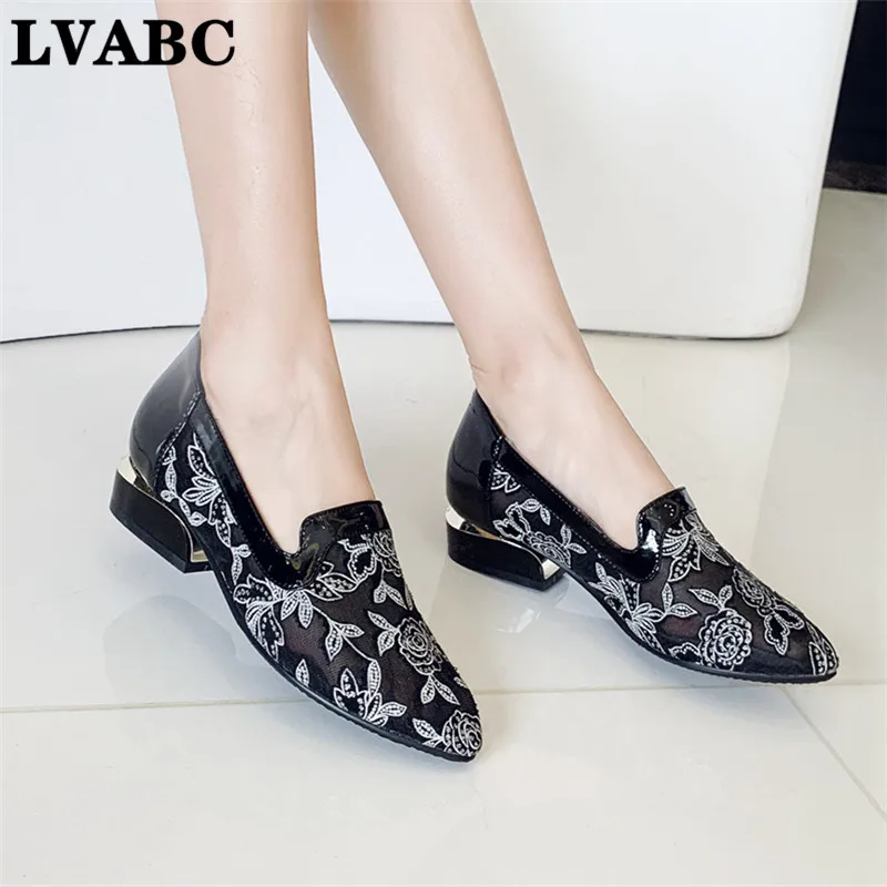 

Women's Shoes