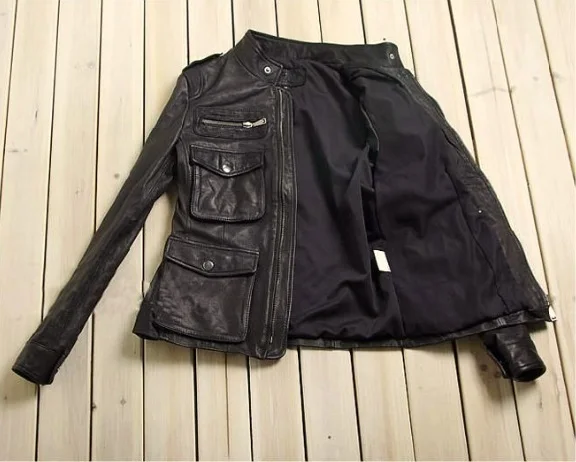 Женская куртка из натуральной кожи с несколькими карманами весенне-осеннее