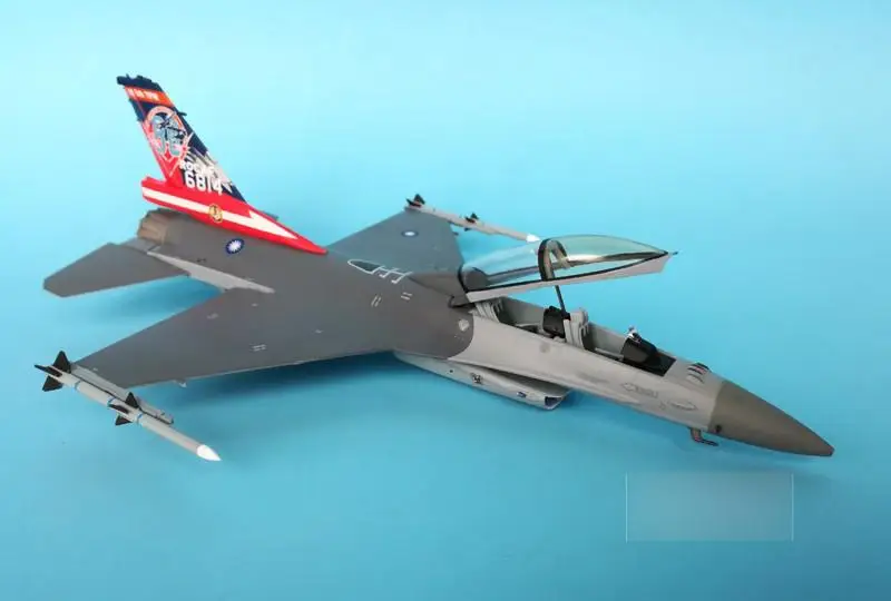 JC Крылья F16-B бои Сокол тайваньские ВВС 1/72 литья под давлением модель самолета |