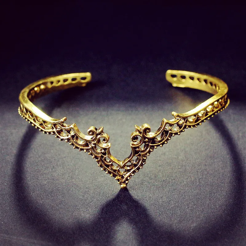 Новый европейский и американский стиль резные ювелирные изделия Ретро