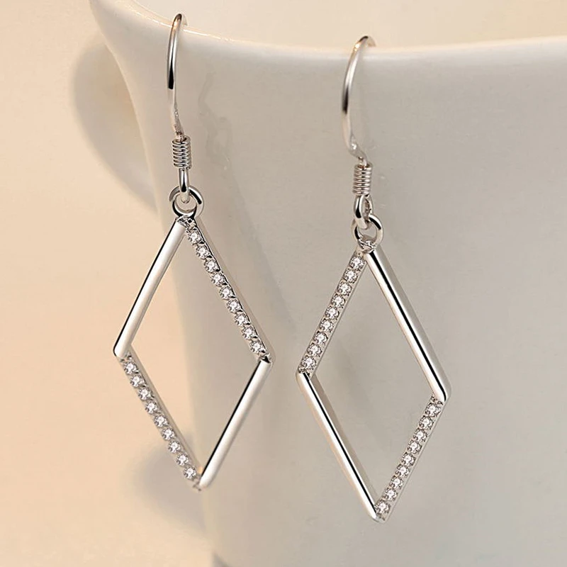 Женские серьги из серебра 925 пробы