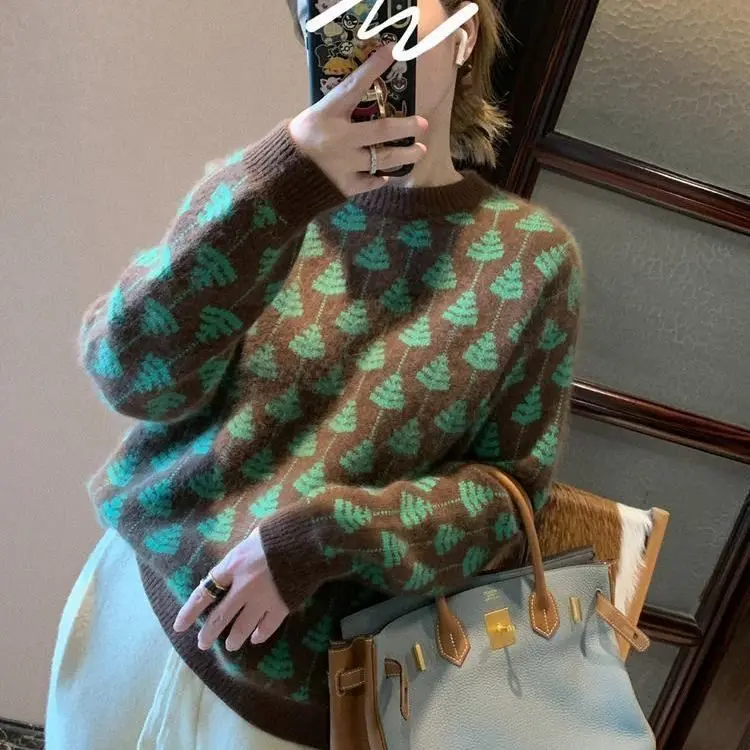 

New Sweater Western Style Raccoon Velvet Sweater Women 's Design Sense Niche Autumn and Winter Loose Sweater