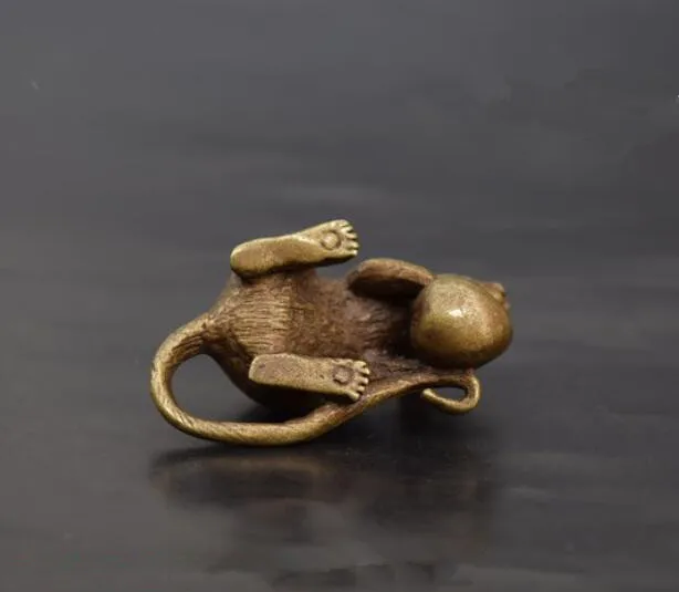 

China's brass mouse small statue