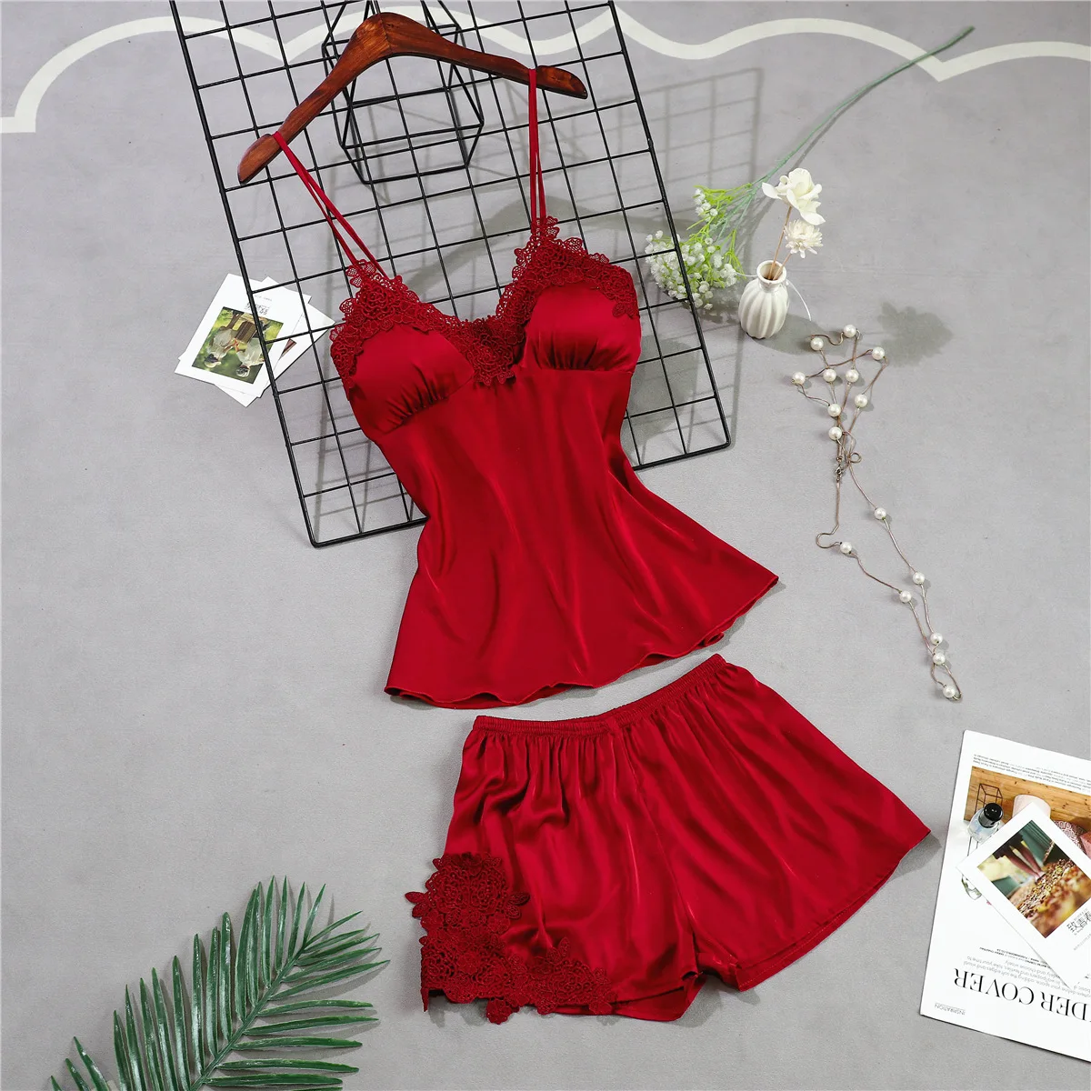 Комплект пижамный женский из 2 предметов модный пикантный топ на бретелях и штаны