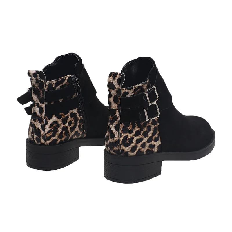 

Внешняя торговля, модные короткие женские ботинки большого размера на массивном каблуке с цветными блоками, новинка зимы 2021, ботинки мартин...