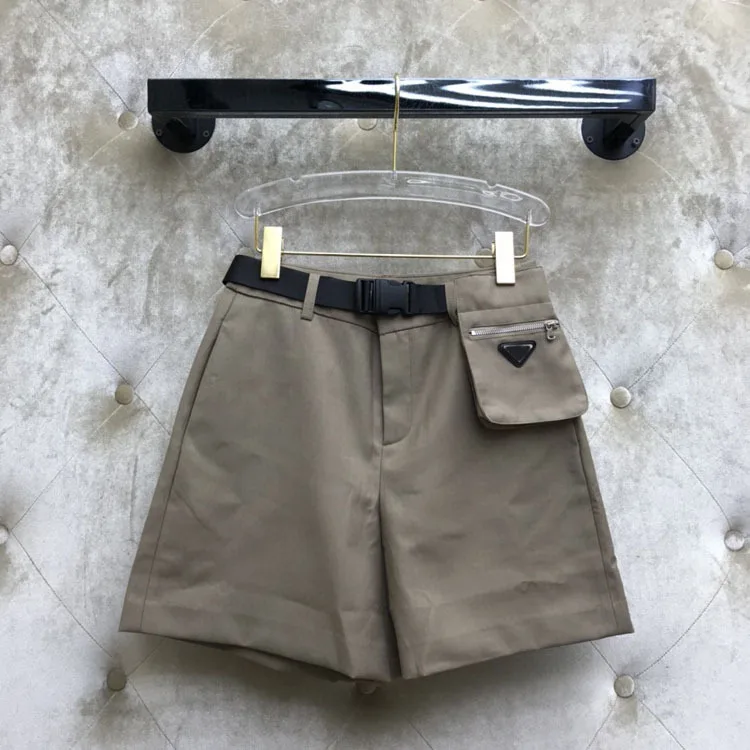 Женские брюки с карманами и ремнем повседневные однотонные в стиле колор