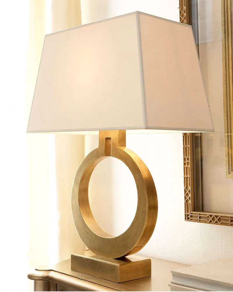 

Nordic Modern Luxury Table Lamp Villa Golden Dining Table Decoration Table light Retro Bedroom Bedside LED Light WF107