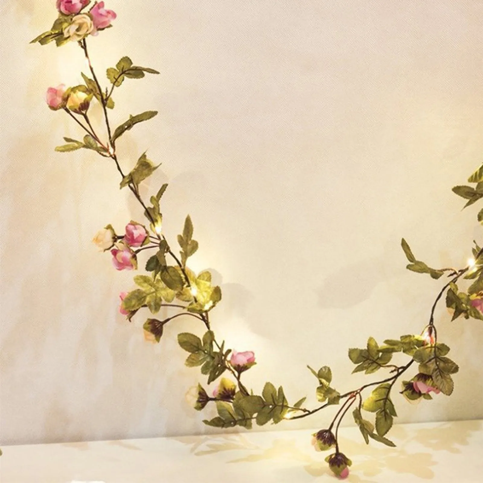 Гирлянда из искусственных цветов 220 см на батарейках | Лампы и освещение