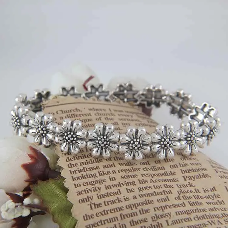 stainless steel jewelry cuff bracelets New summer all-around hot style simple alloy flower gift bracelet for women | Украшения и