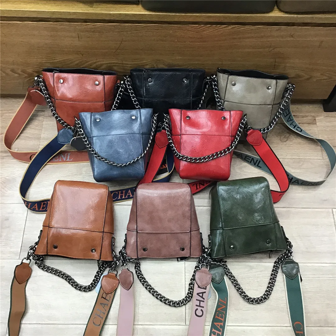 Bag female 2020 bucket bag handbag retro thick chain broadband shoulder messenger | Багаж и сумки