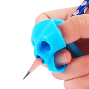 Милый держатель для ручек для письма для начинающих детей инструмент для коррекции осанки с двумя пальцами держатель для ручек Письменные принадлежности
