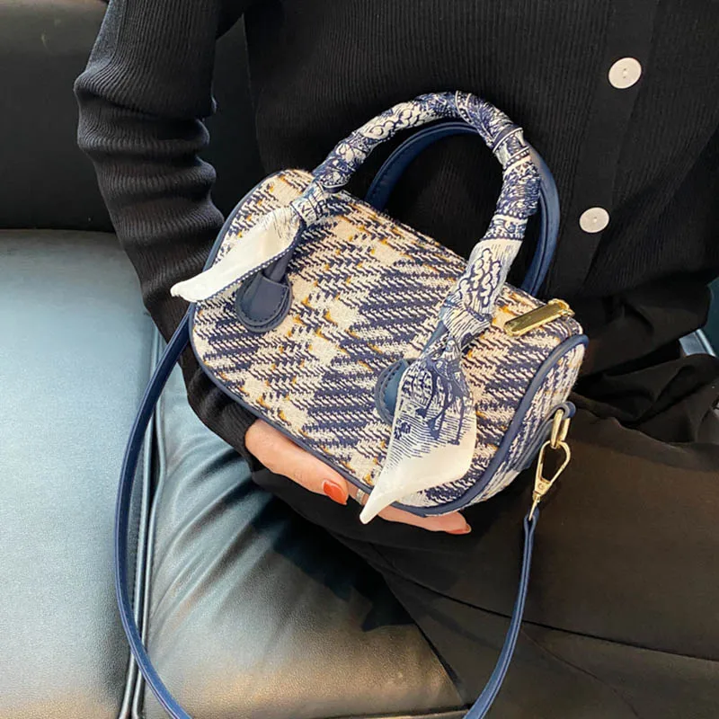 

Женская трендовая сумка с лентой, брендовые роскошные сумки через плечо, модная простая сумка на плечо, модный универсальный кошелек, мален...