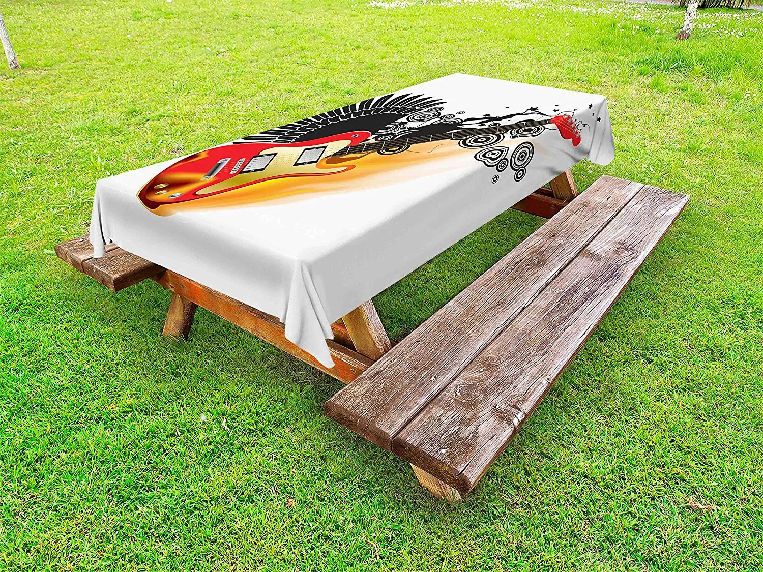 Музыкальная уличная скатерть бас гитара с крыльями в пламени и спирали рок н ролл