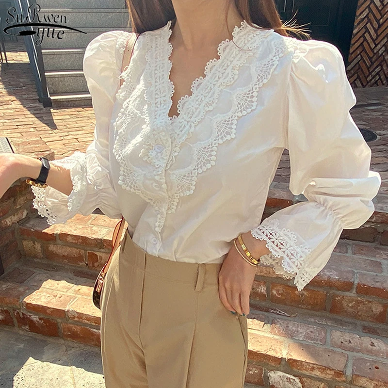 

Cotton Lace Women's Blouse Fashion Korean Style Women's Shirts Lace V-neck Long Sleeve Shirt Puff Sleeve Sweet Top Female 11013