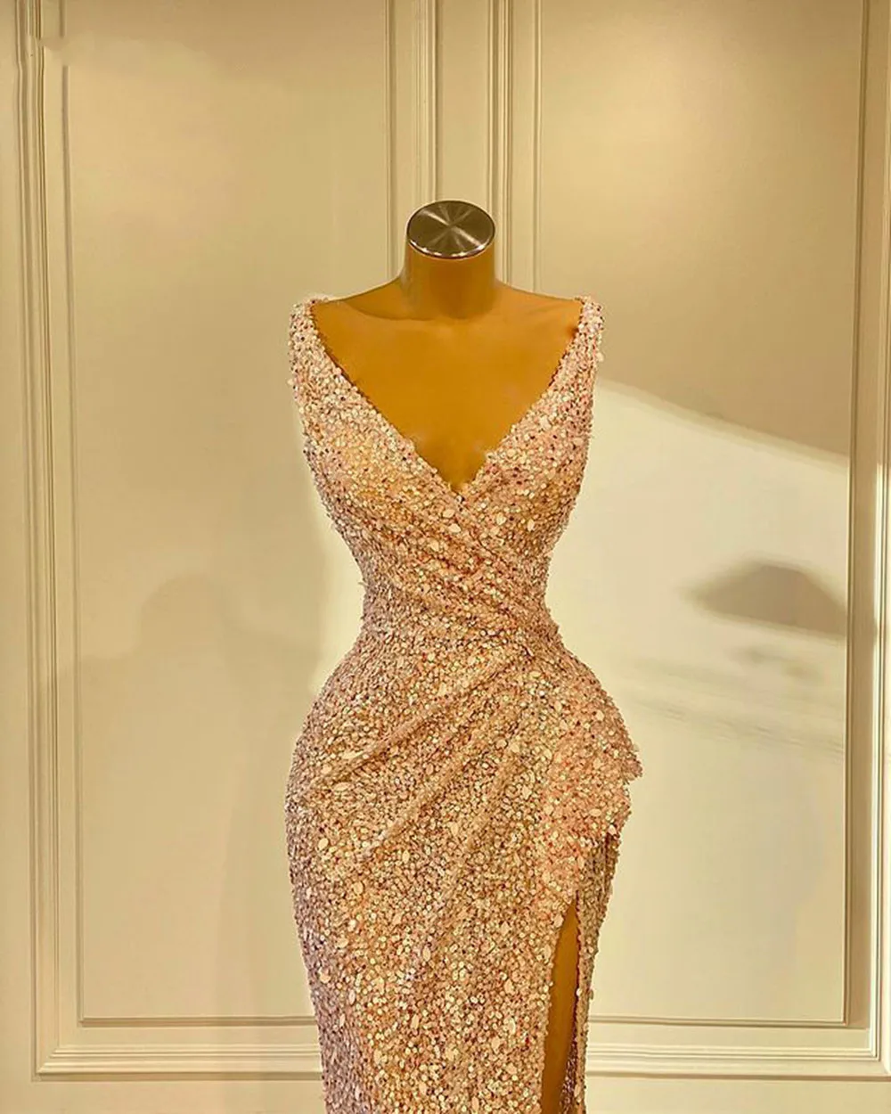 

Sexy Pink Sequined Mermaid Prom Dresses V Neck High Side Split Dubai Plus Size Women Formal Evening Gowns Robes De Soiree