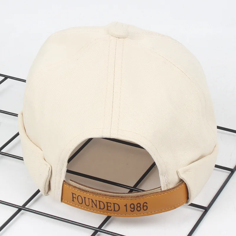 

Vintage Docker Cap Brimless Hat Men Hip Hop Hat Boys Beanie Hats Cotton Retro Adjustable Literary Landlord Sailor Cap Women