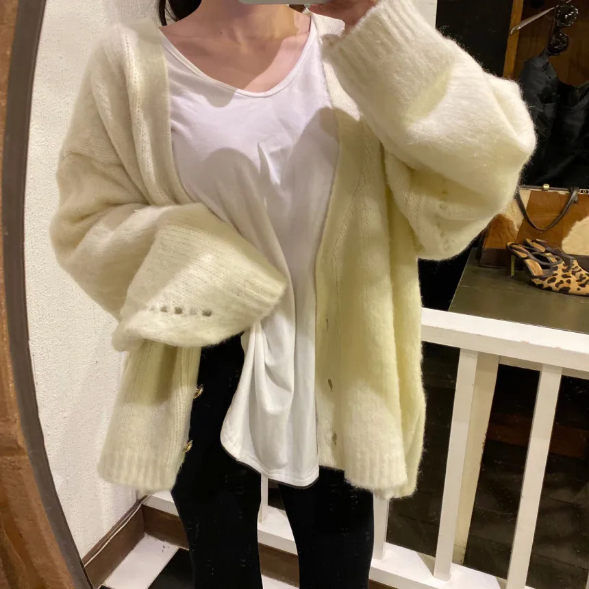 

Autumn and winter clothes: loose, thin and lazy style cardigan Plush knitted sweater