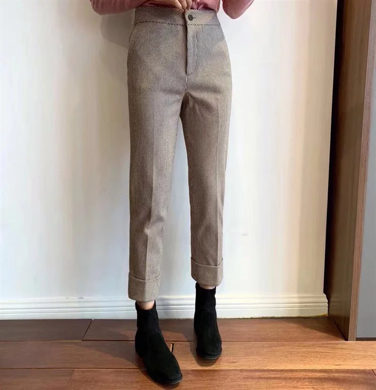 Женские серые/коричневые укороченные брюки из смесовой шерсти в полоску женские