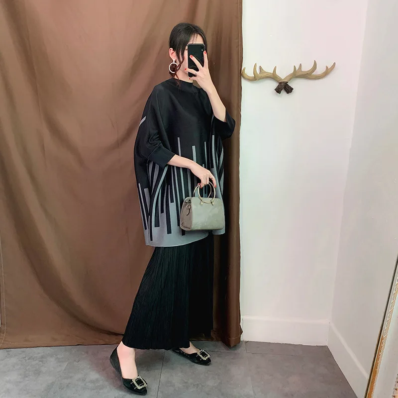 Женский свободный пуловер LANMREM плиссированный с воротником лодочкой и рукавом летучая мышь большого