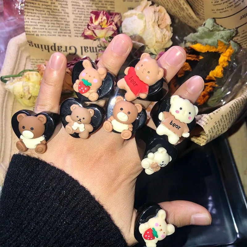 

2021 New Fashion Cute Black Resin Acrylic Bear Rabbit Animal Strawberry Heart Finger Ring For Women Girls Party Gift Accessories