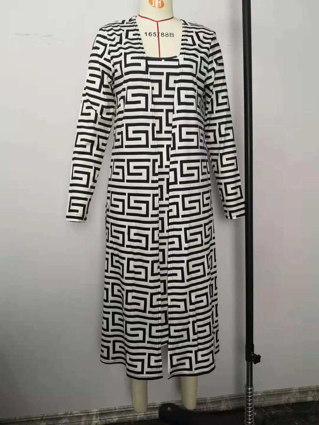 Женский комплект из двух предметов с длинным рукавом облегающее платье миди