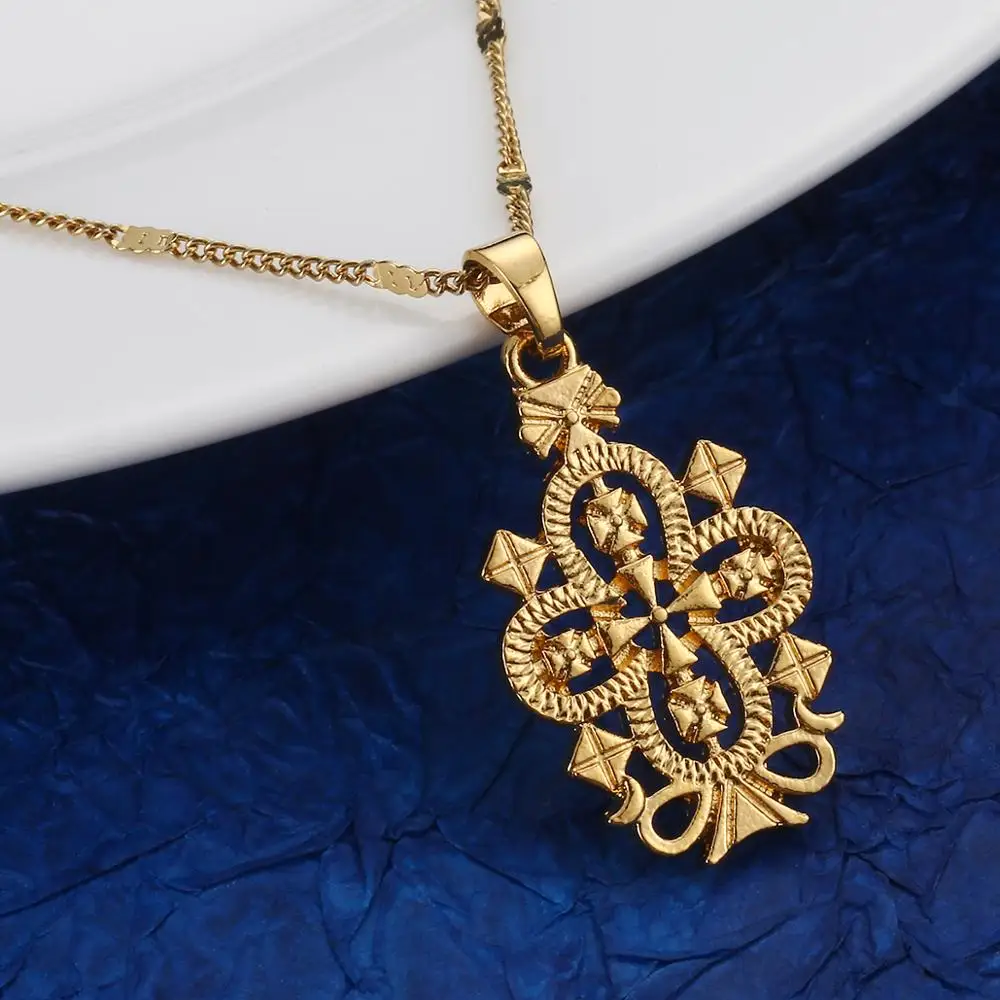 Золотистые ожерелья с подвеской в виде креста|Подвески| |