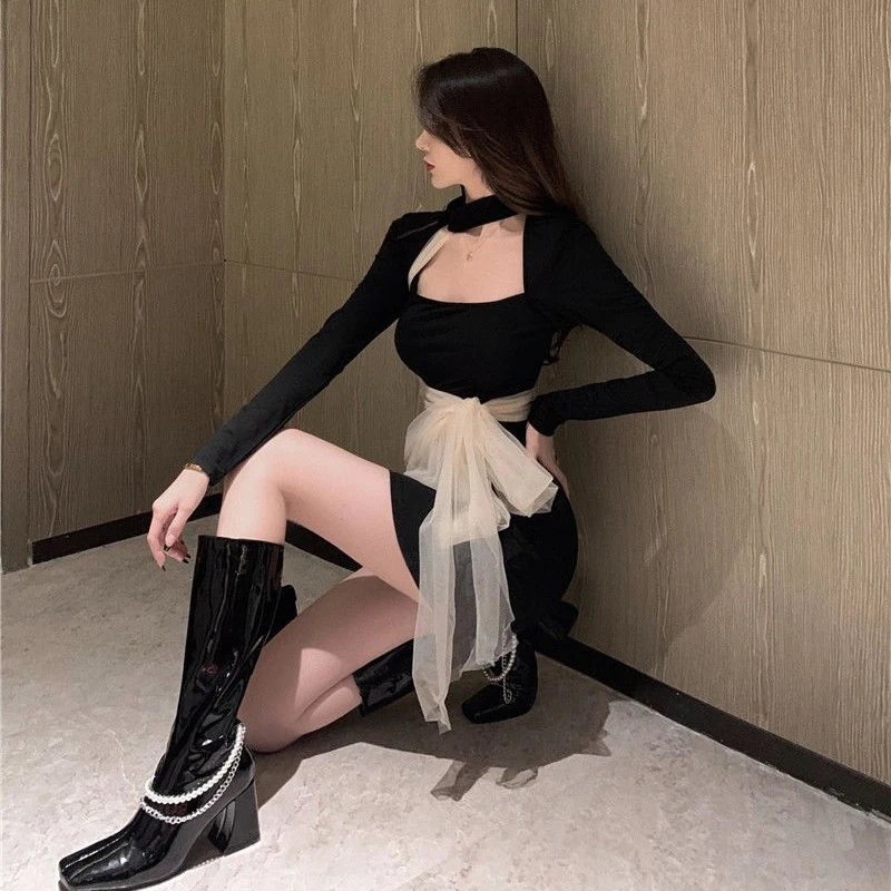 

Black dress 2020 new fierce French retro bottoming mesh dress female autumn and winter bandage dress Sheath