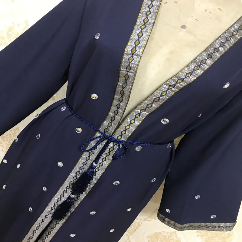 Мусульманское платье Abaya расшитое бисером кафтан верхняя одежда туника Арабская
