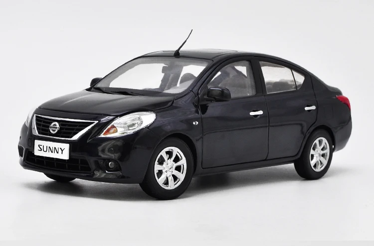 1:18 Nissan Солнечный сплав модель автомобиля статические высокой моделирования металлические модельные автомобили с оригинальной коробкой