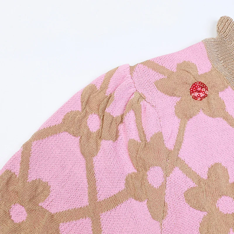 

2021 Summer New Women's V-neck Midi Dress Short Sleeve Contrast Color Jacquard Embroidered Slim Mid-Length Knitted Dress