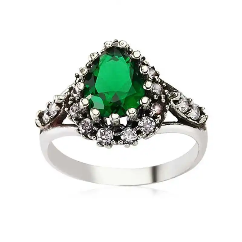 Женское кольцо из серебра 925 пробы с фианитами вышивкой в турецком стиле |