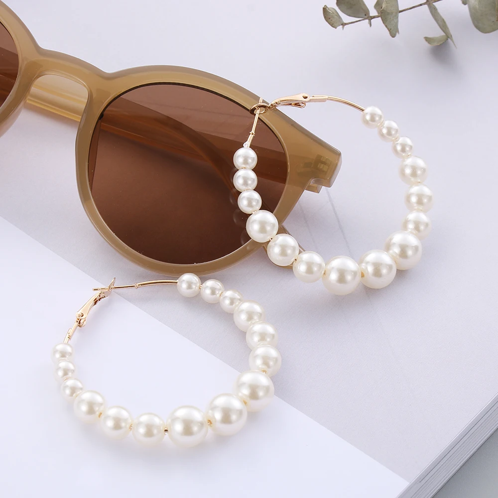 Boho Белый Искусственный жемчуг Круглый Круг Хооп Серьги Для женщин золото Цвет большие серьги корейских ювелирных Brincos бусинах