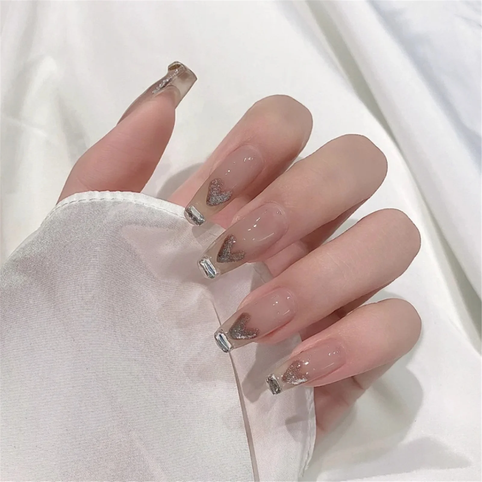 

24pcs Tea Color Heart Shape Wear Long Paragraph Fashion Manicure Patch False Nails Save Time Wearable Nail Patch HJL2019