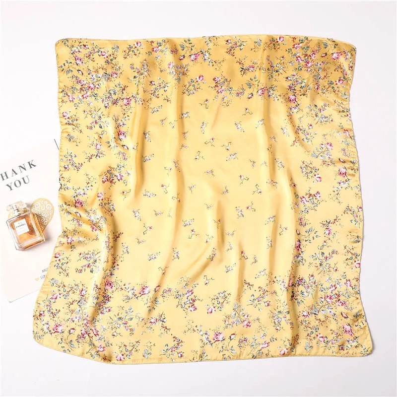 Гладким шелковым материалом шарф для Для женщин 2020 Цветочный принт волос на шее