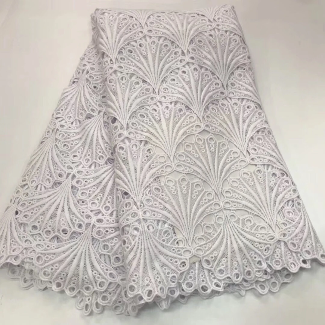 

2020 Latest White Guipure Lace Embroiderey French African Cord Lace Fabric High Quality Nigerian Lace Fabric For Wedding LR9120A