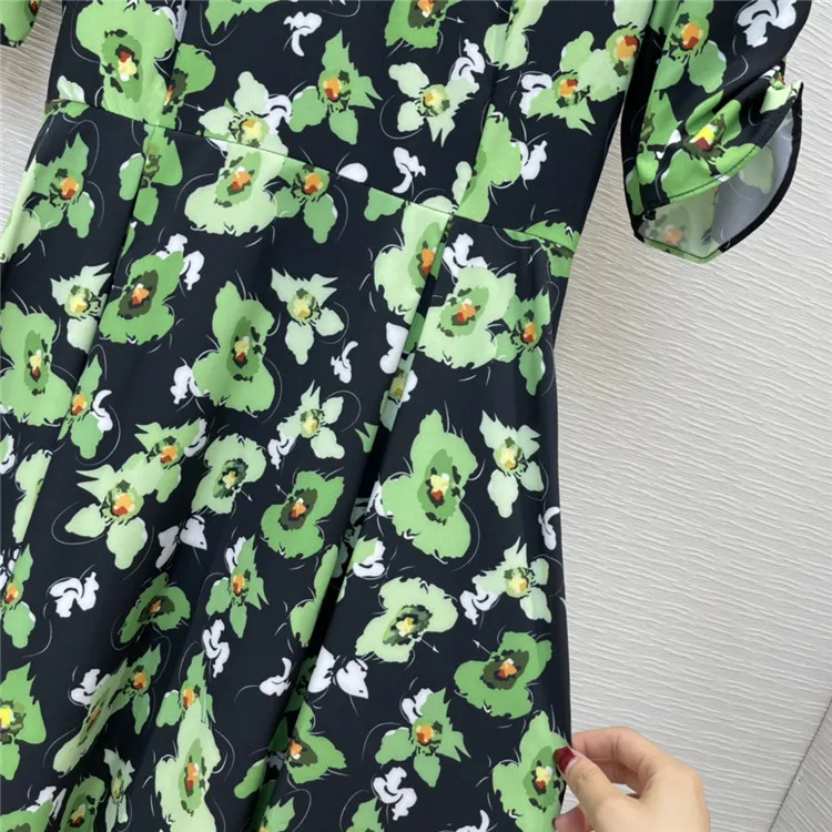 

Luxury Brand Long Dress Women 2021 Spring Summer Puff Sleeve V-neck High Waisted Casual Holiday Floral Printed Polyester Dresses