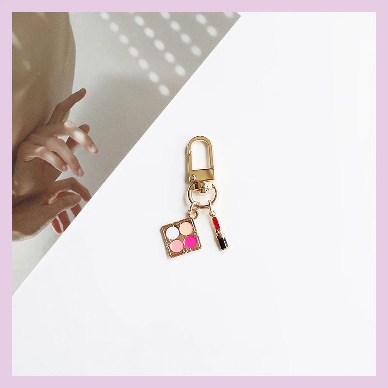

Cute Mini Makeup Lipstick Eye Shadow Keychain Llavero Auto Mujer Airpods Accessories Couple Pendant Charm Gift Phone Charm