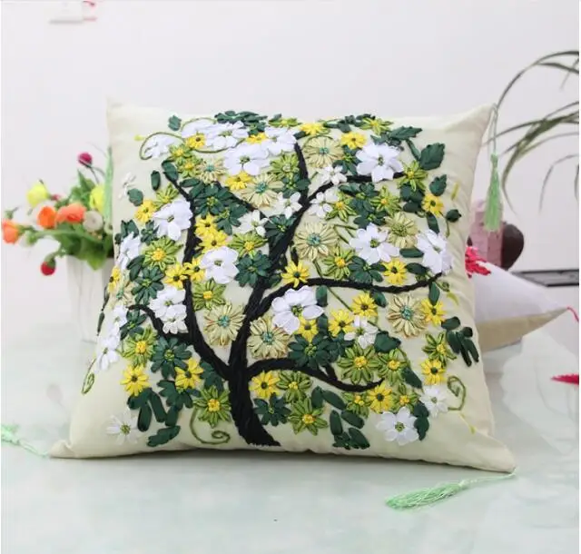 Подушка Счастливое дерево 45x45 см | Дом и сад