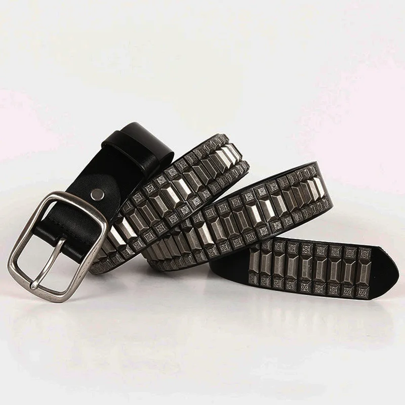 

Newly Arrival Pyramid Stud Hiphop Metal Stud Nail Cowhide Skin Genuine Leather Mixed Gender Belt