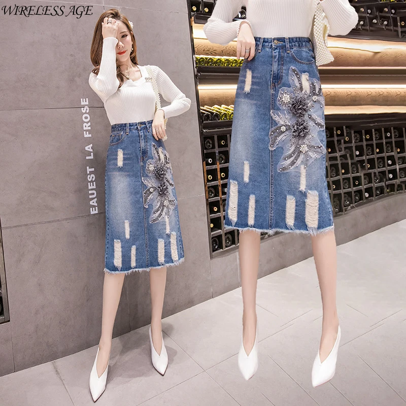 

WIRELESS AGE Denim Skirt High Waist Embroidered Flower A Line Sexy Retro Skirt Mid Length 2021 Chic New Fashion Temperament Wild