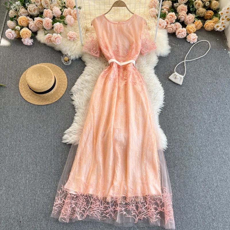 

2021 Summer Women's Embroidery Floral Vestidos Female Layered O Neck Short Sleeve Mesh High Waist Party Midi Dress For Women