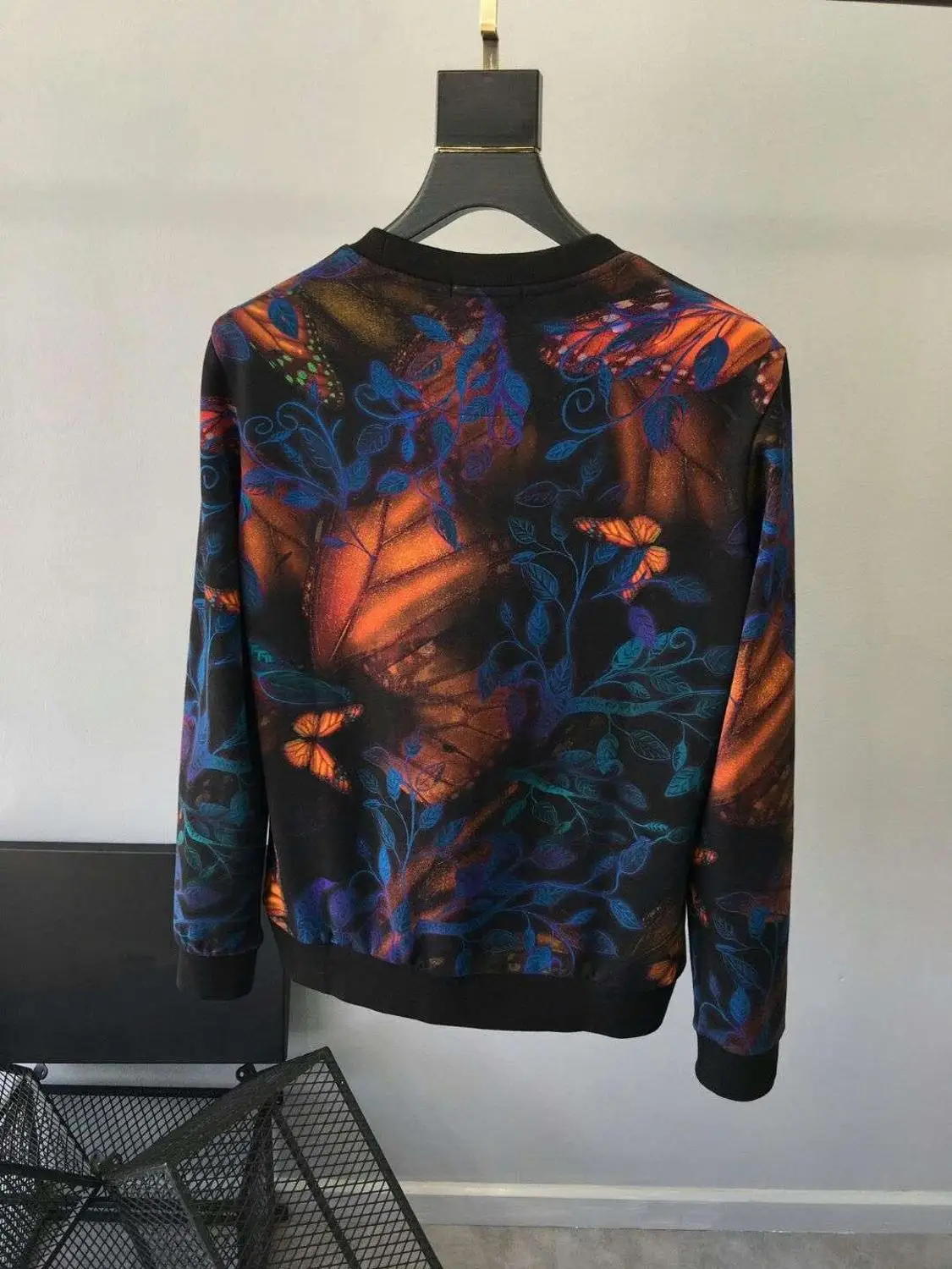 

Мужская и женская размера плюс модель последних модных показов; Сезон осень-зима; Новинка; Платье с цветочным узором с анималистическим при...