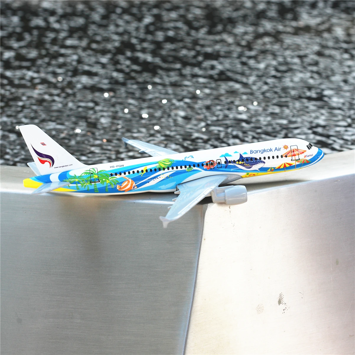 

THAI Bankok fish A320 Aircraft Diecast Model 6" Metal Airplane Miniature Collection Toys