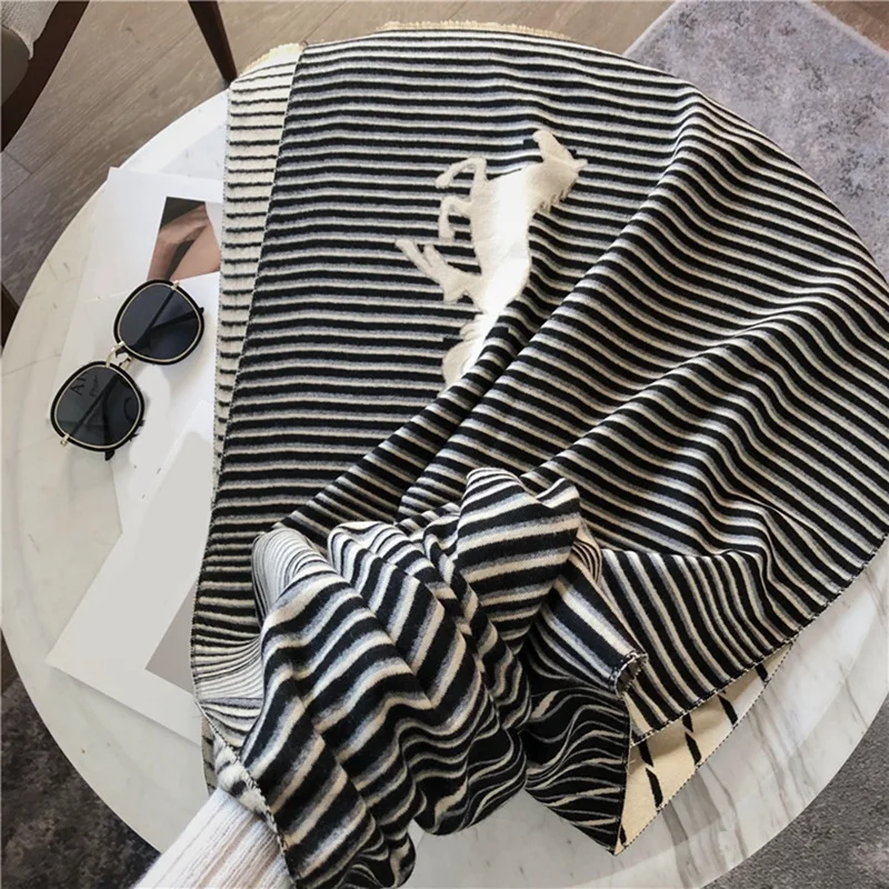 

Fashion Winter Women's Cashmere Scarf Luxury Retro Warm Shawl Scarf Casual Color Warm Striped Blanket