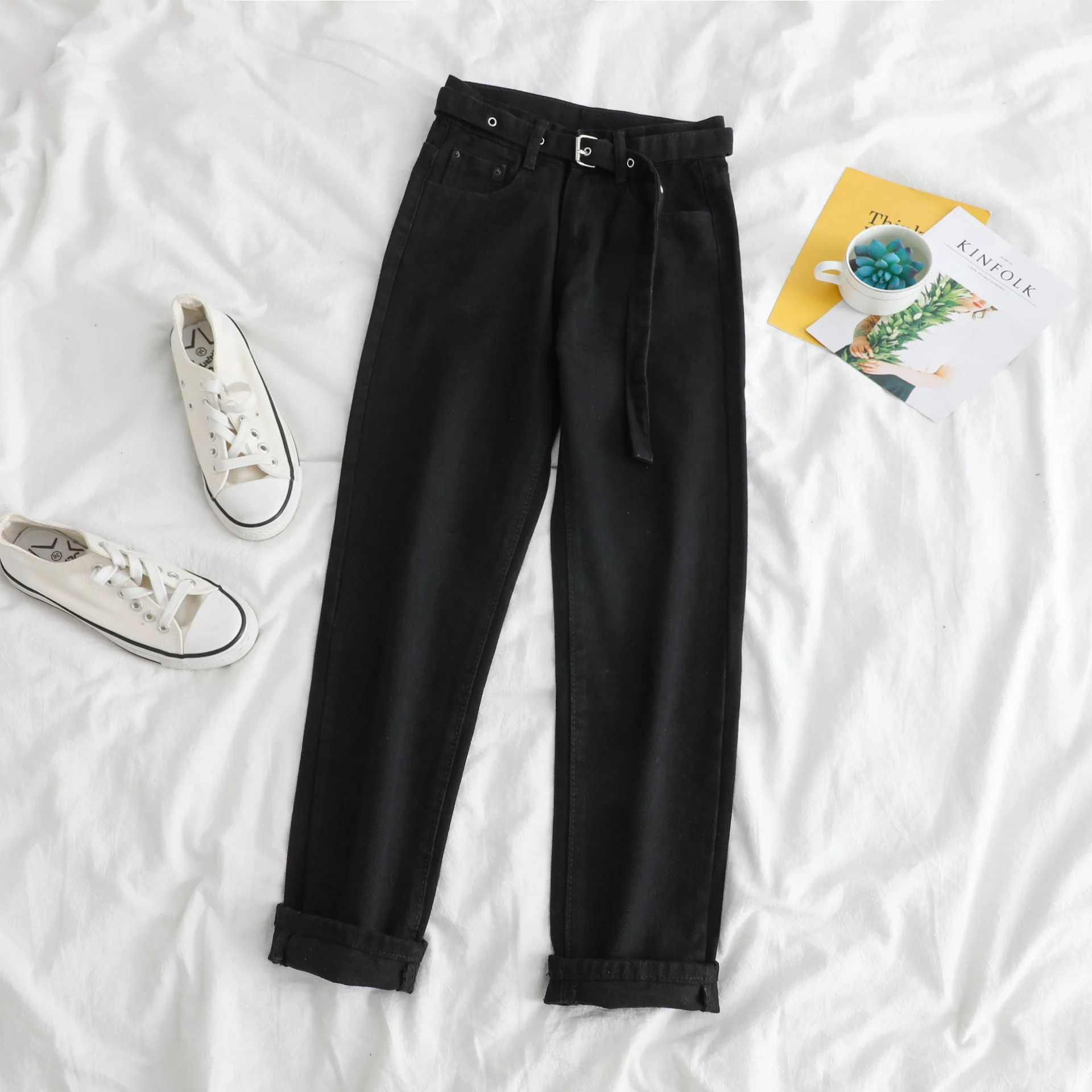 

Korean Straight Jeans Women Low Waist Trousers Large Pocket Black Denim Pants Vintage with Belt Casual Plus Size 2020