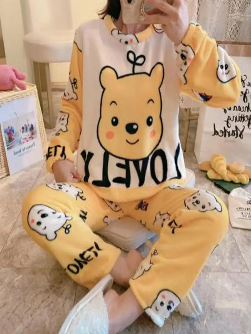 

NEW Autumn and winter Korean version of lovely flannel coral velvet girl cartoon pajamas can be worn outside the home suit