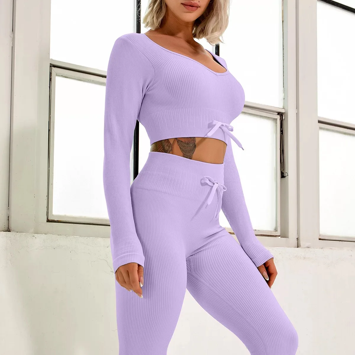 

2021 new hot sale fashion sports suit