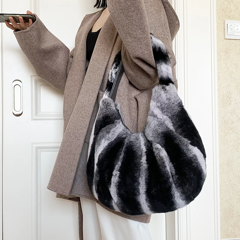 ZDFURS*High-grade large real rex rabbit  fur shoulder alar package winter fashion joker imitation chinchilla rabbit fur bag