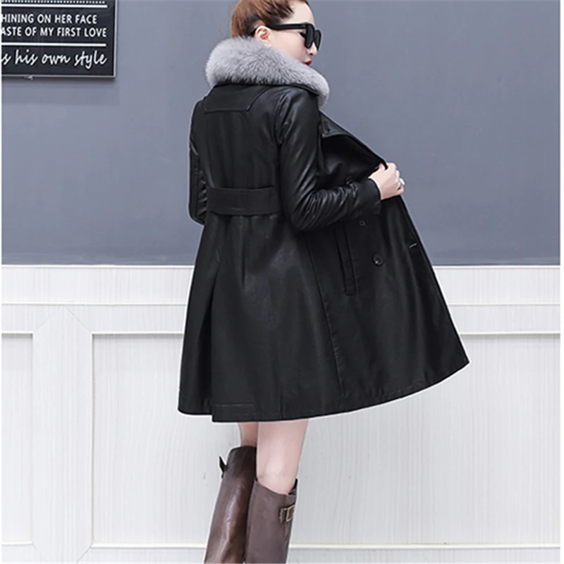 Женская длинная куртка с меховым воротником теплая кожаная длинным рукавом и